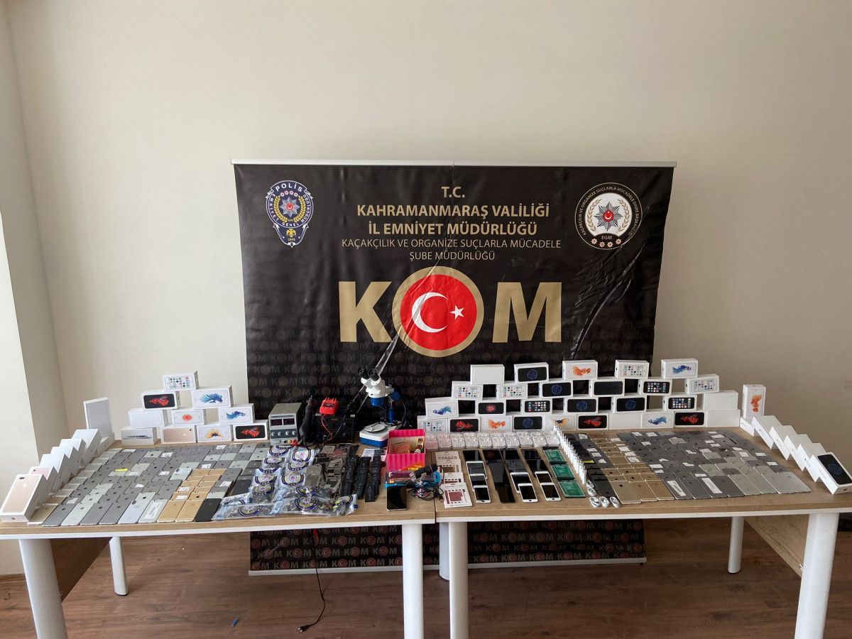 Kahramanmaraş'ta kaçak yedek parçalarla telefon yapıp satan kişi, yakalandı