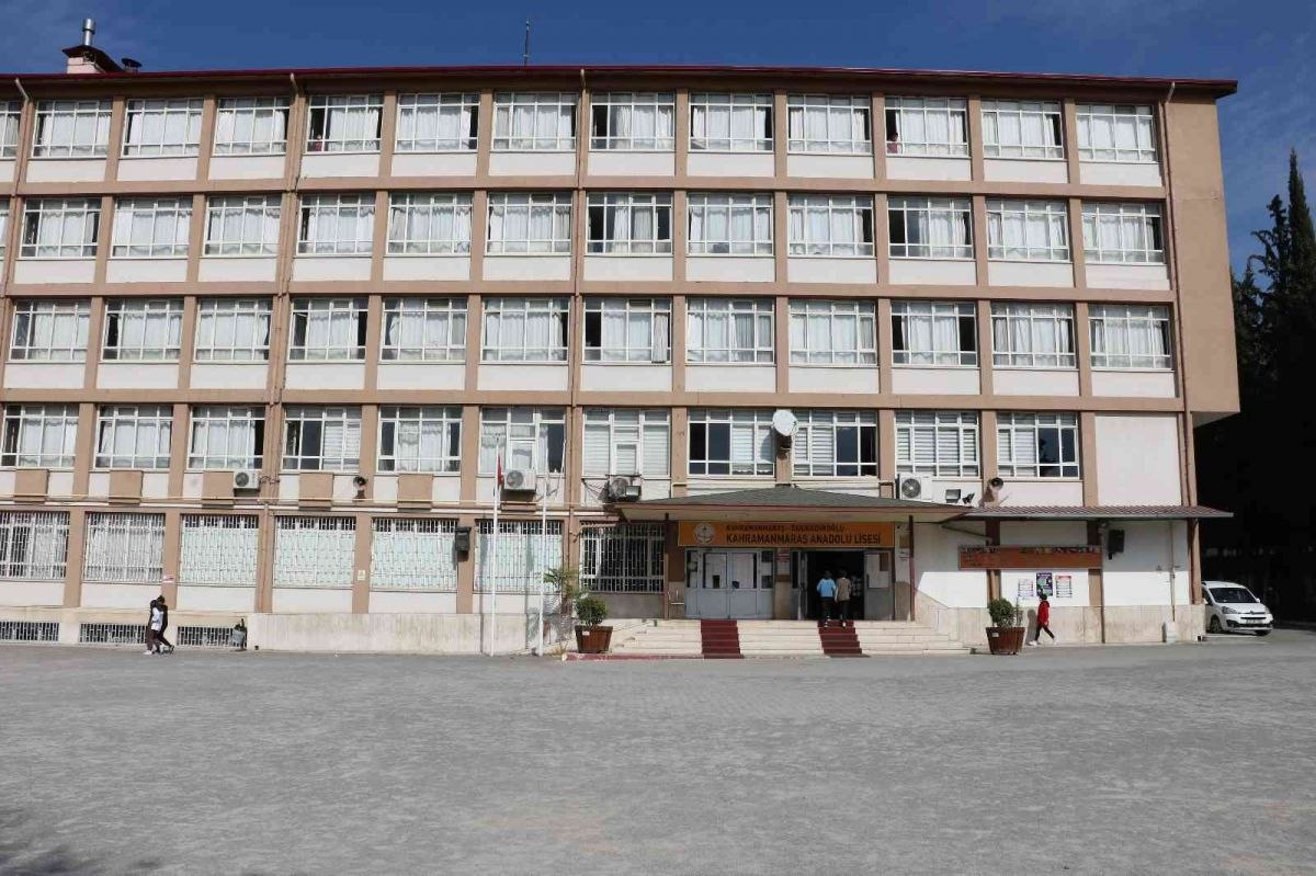 Maraş Lisesi 1924 yılından beri eğitim hayatını sürdürüyor