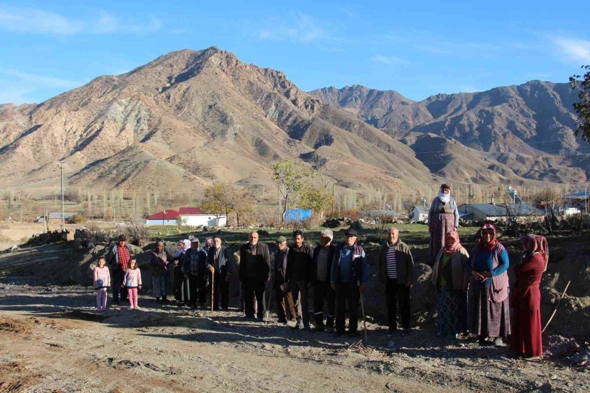 Erzurum'da taşkın korkusuyla yaşayan halk yardım istiyor