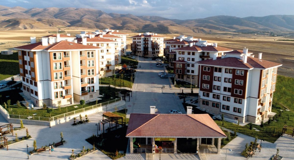 TOKİ’nin 117 bin liradan başlayan konut satışı için başvurular başladı