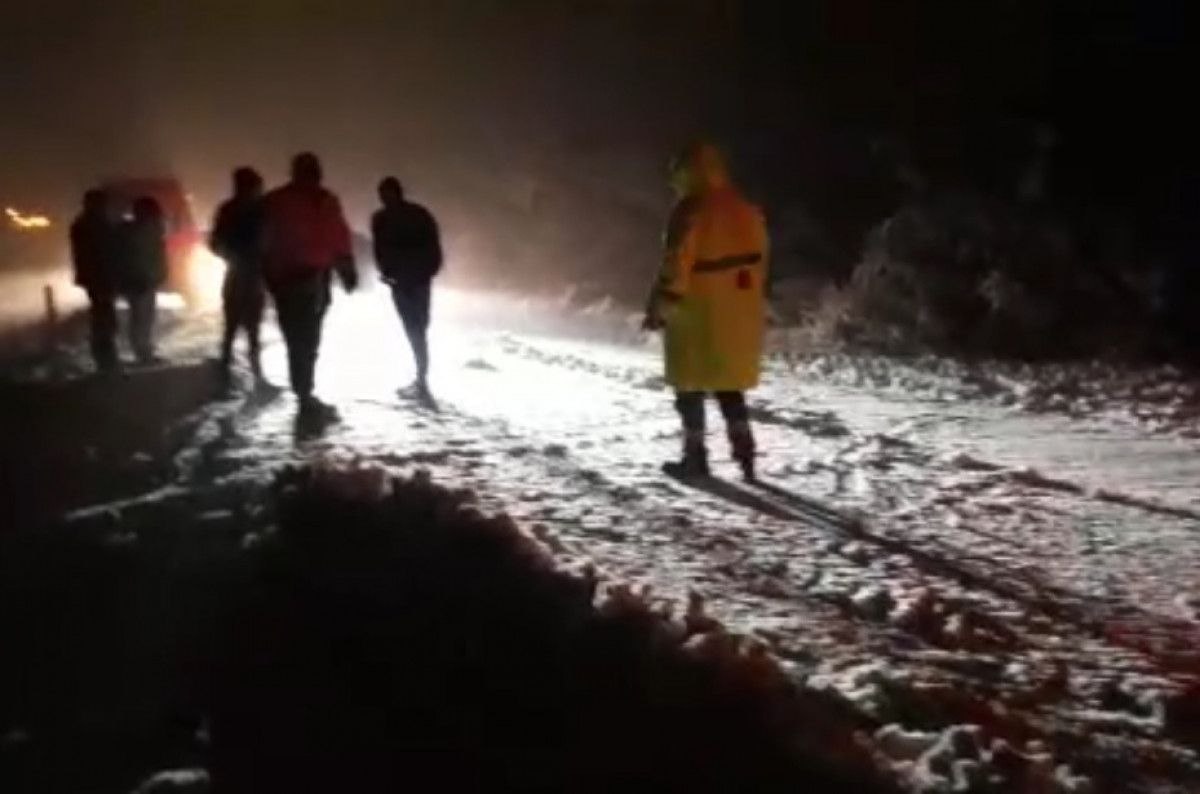 Mersin'de Tarsus- Çamlıyayla yolu kardan kapandı