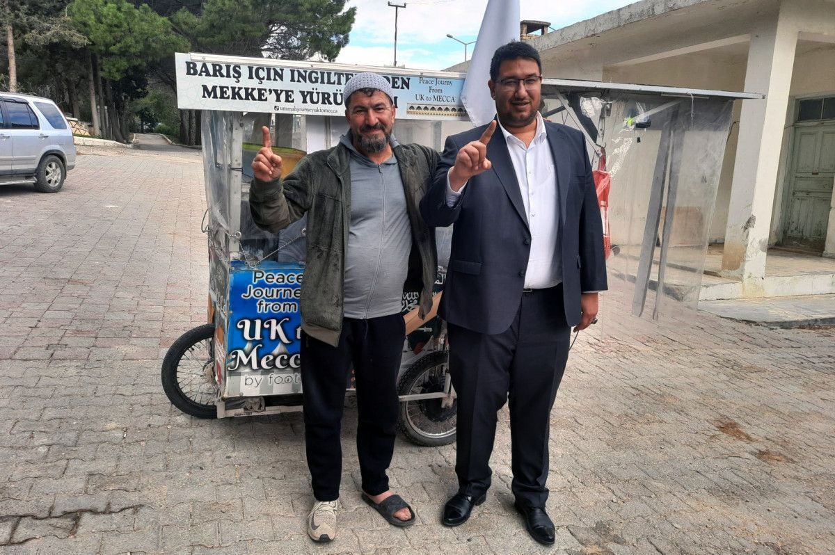 Hac yolculuğu için İngiltere'den yola çıkan Iraklı, Mersin'e ulaştı
