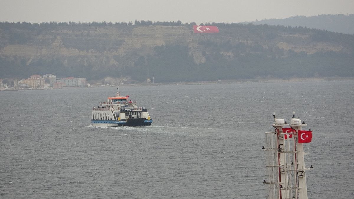 Gökçeada ve Bozcaada'nın yarınki tüm seferleri iptal edildi