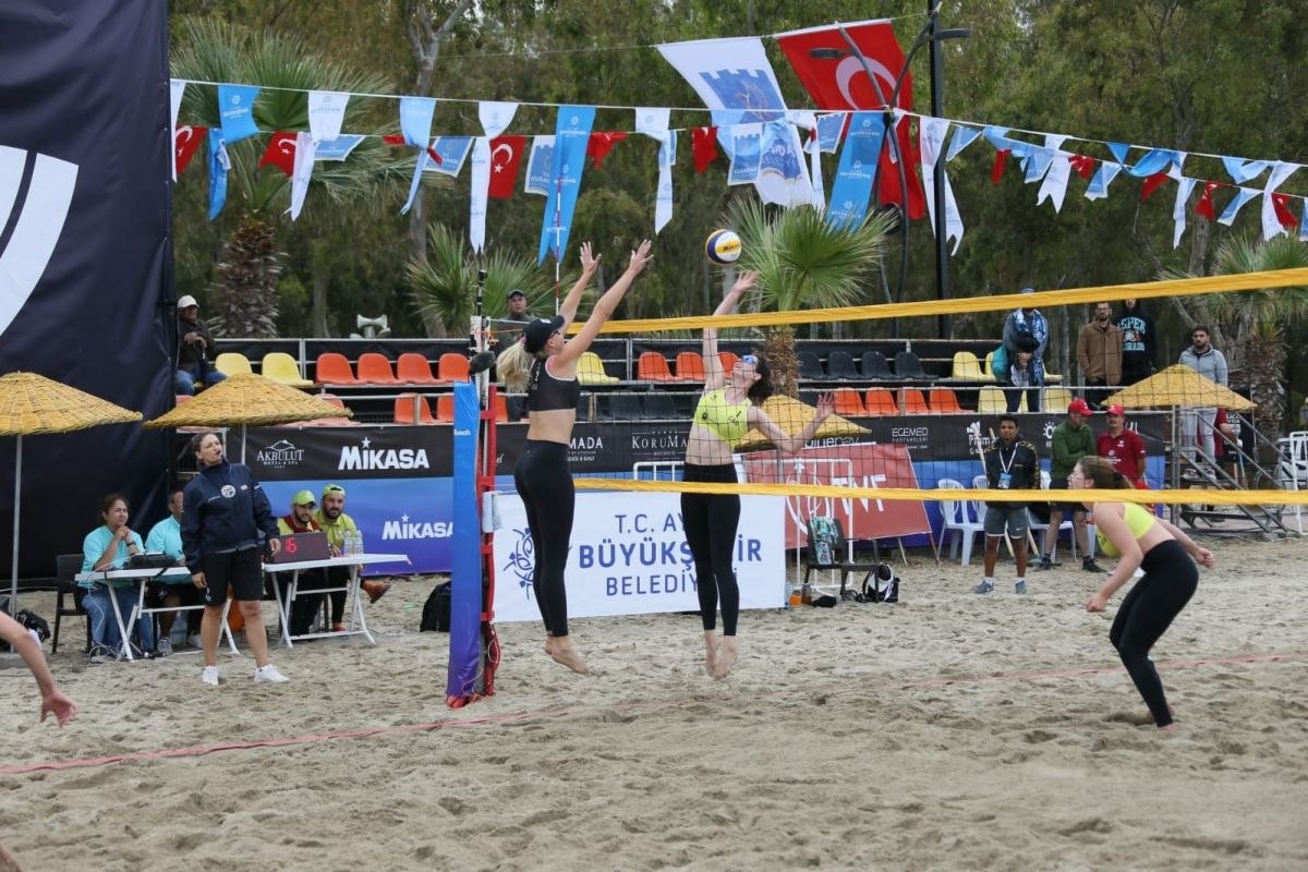 Filenin yıldızları Kuşadası'nda buluştu