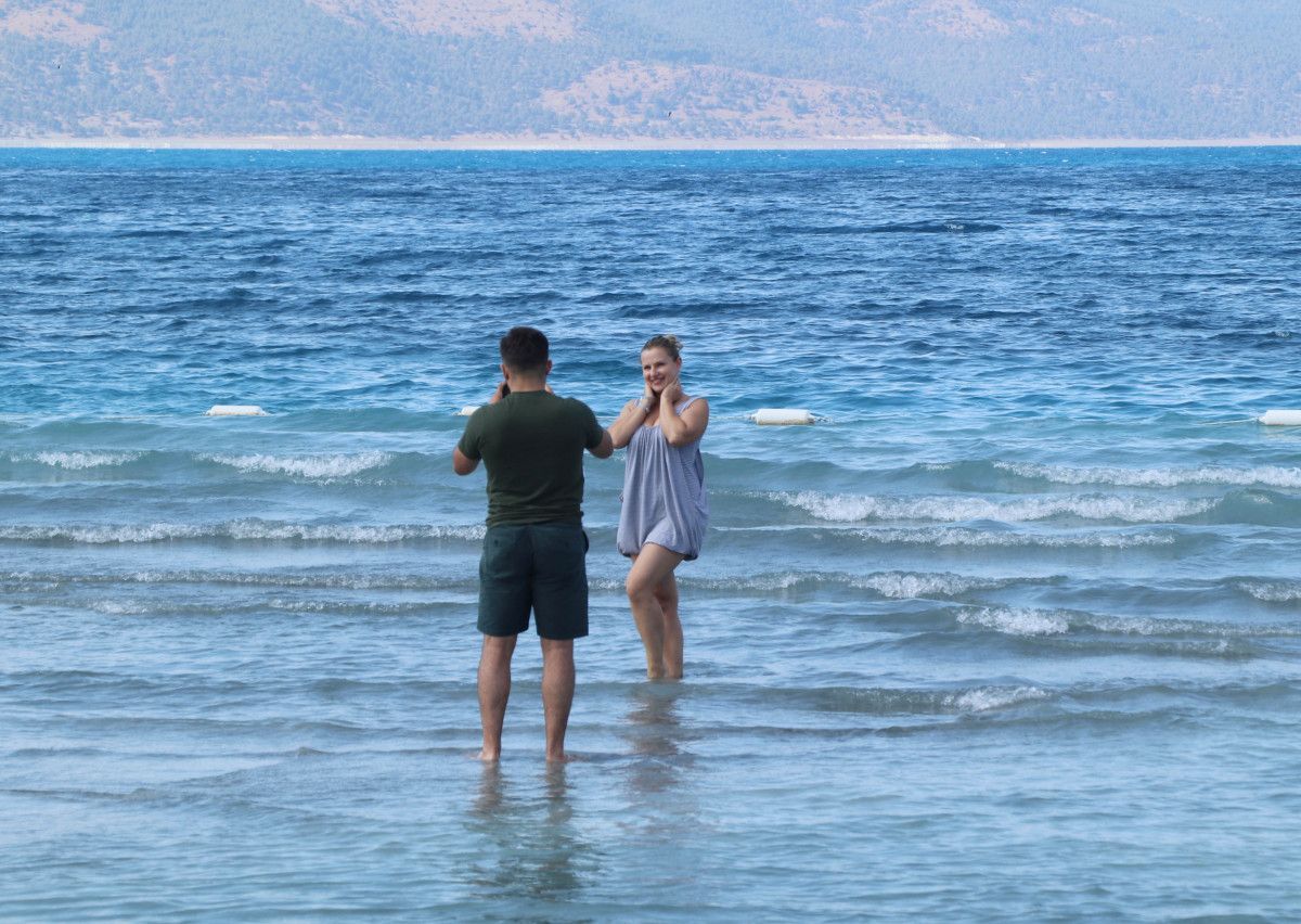 Salda Gölü sonbaharda da ziyaretçilerini ağırlıyor