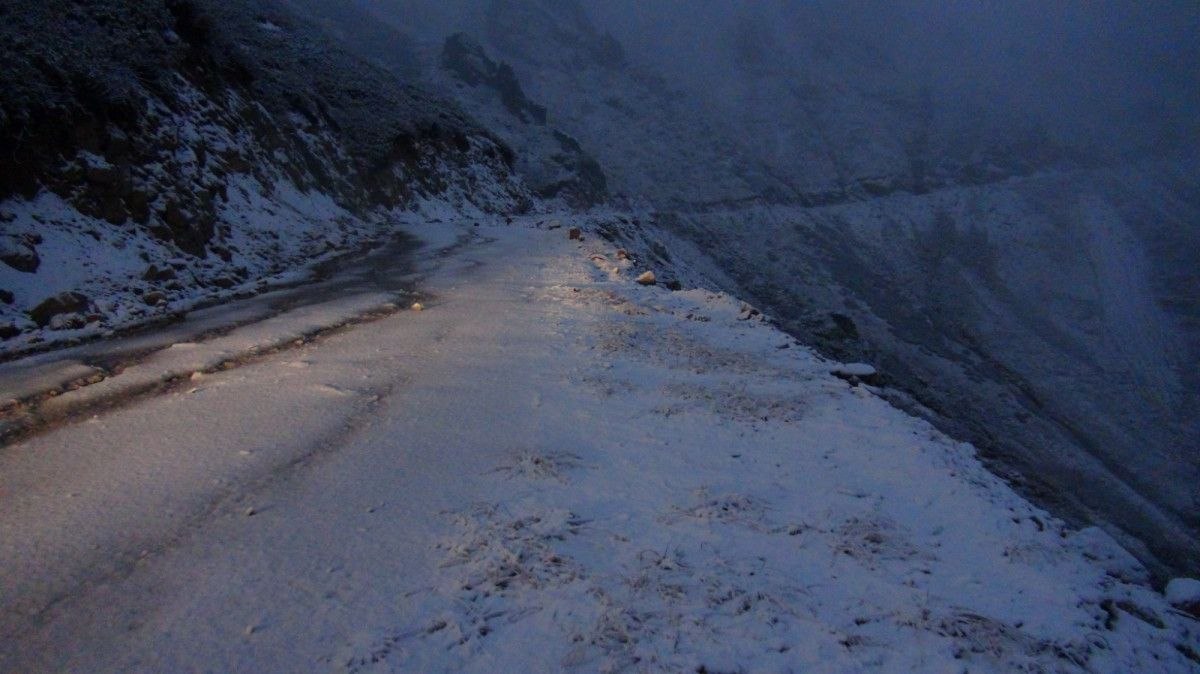 Rize'de yaylalara kış geldi