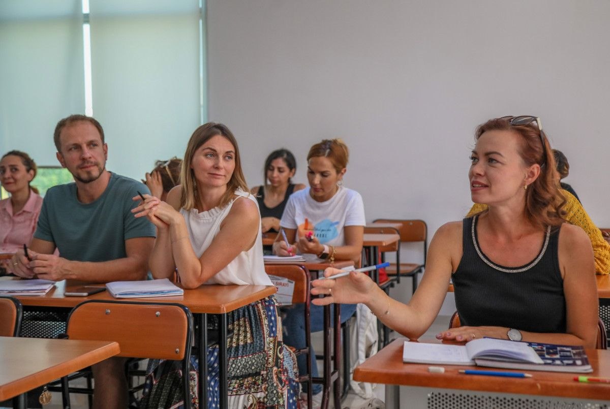 Ruslara ve Ukraynalılara aynı sınıfta Türkçe eğitimi veriliyor