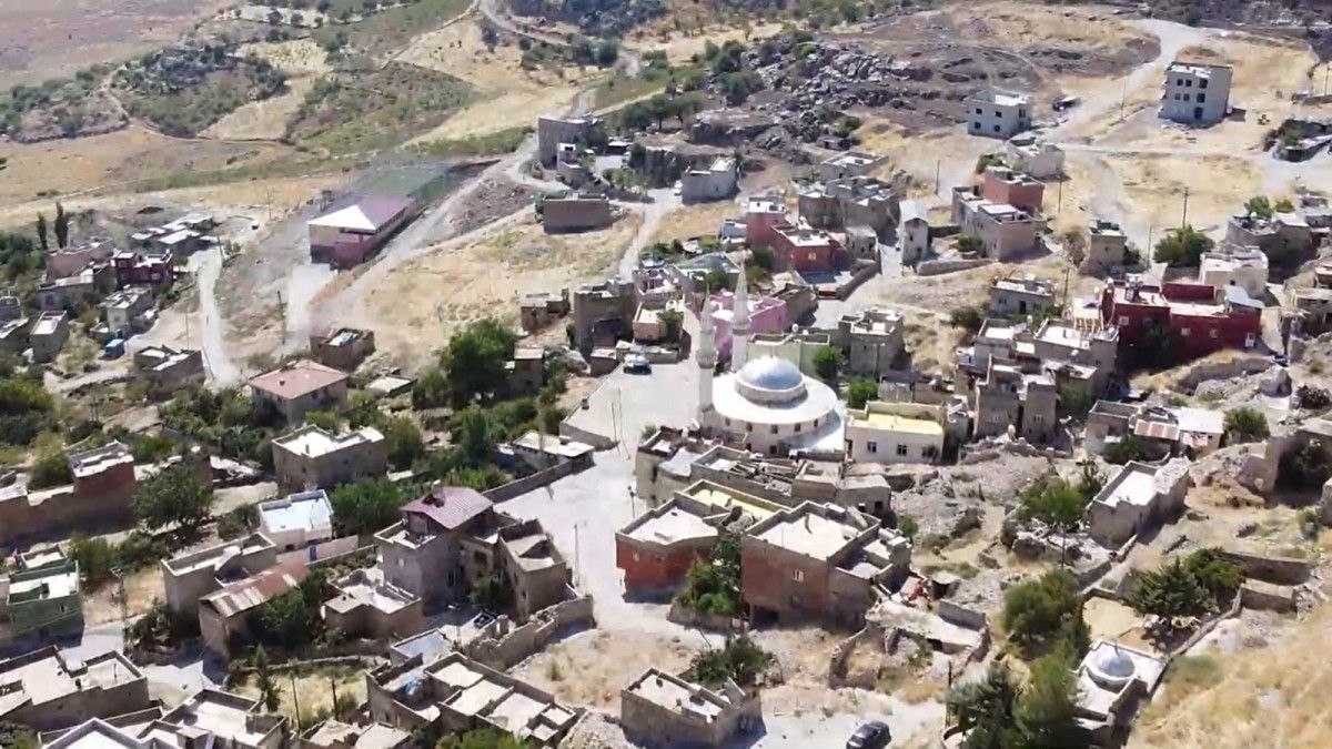 Siirt'te 6 yaşındaki kız, oyun oynadığı bıçağı gözüne sapladı