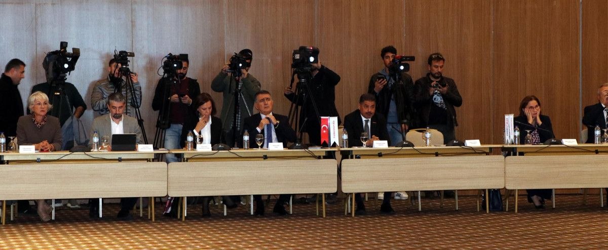 TÜSİAD Başkanı: Ülkemizin geleceğine güvenelim