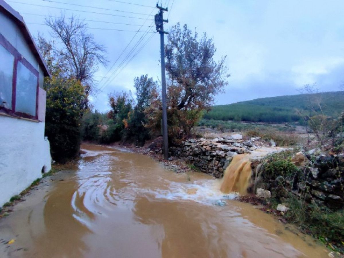 Muğla'da 8 saatte metrekareye 28 kilogram yağış düştü 