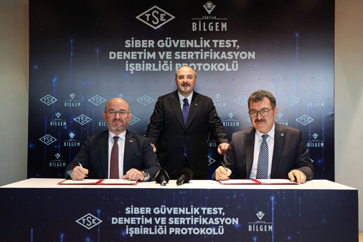 Mustafa Varank: Güvenli akıllı cihaz kullanımının önünü açıyoruz