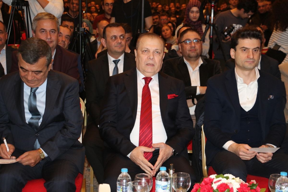 Pevrul Kavlak: Bakan Bilgin’e her türlü desteği vereceğiz