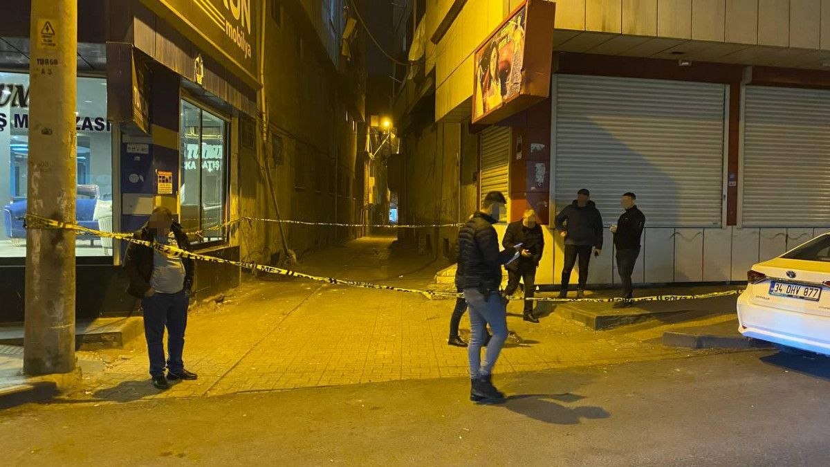 Diyarbakır'da evine giderken kurşunların hedefi oldu