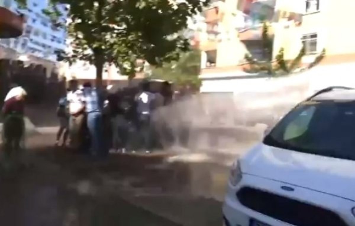 Diyarbakır'da Barış Pınarı Harekatı protesto edildi