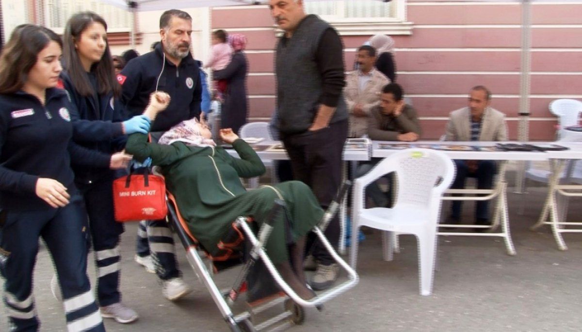 Diyarbakır HDP il binası önünde gerginlik