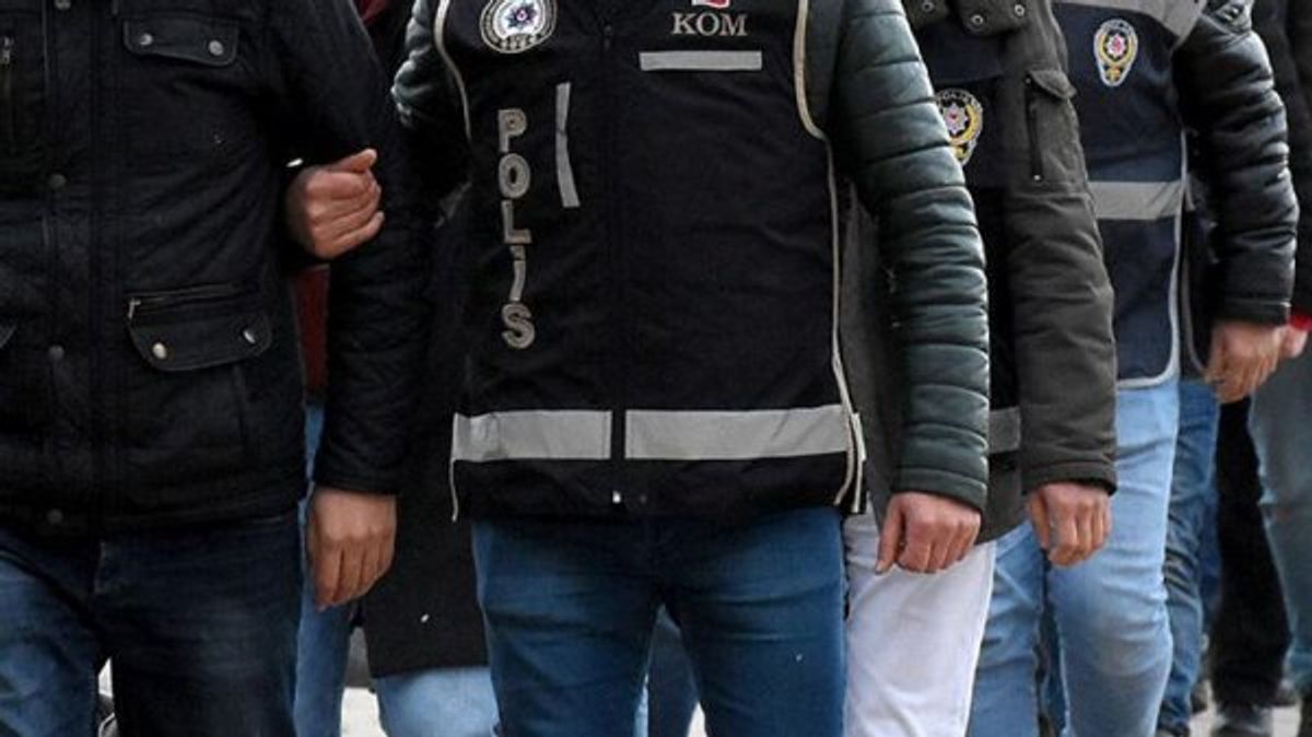 FETÖ soruşturmasında müebbet hapis cezaları onandı