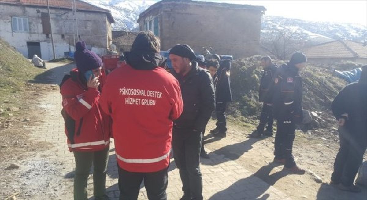 Depremzedeler için 'psikososyal destek ekipleri' devrede