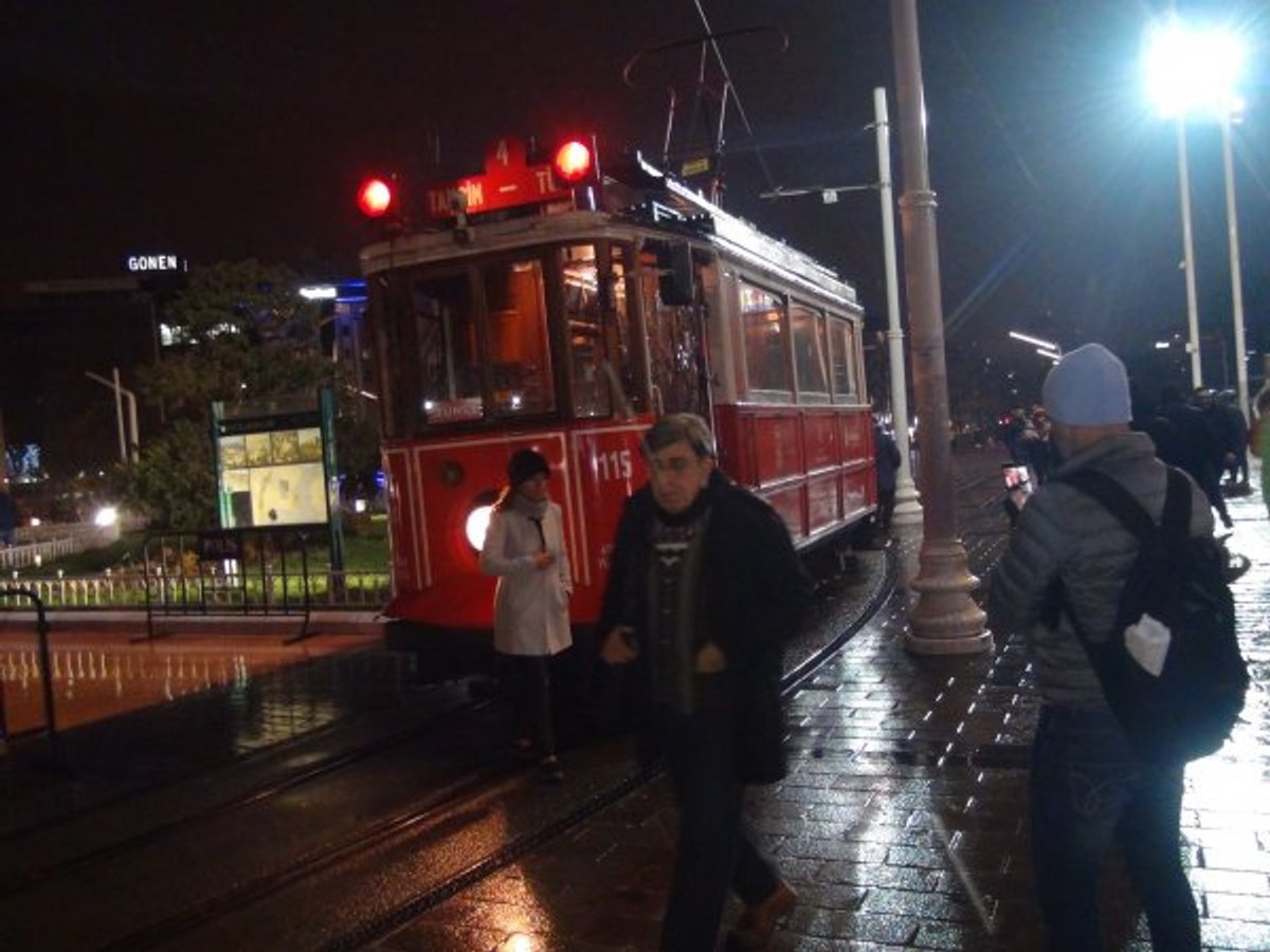 İstanbul'da kar yağışı başladı