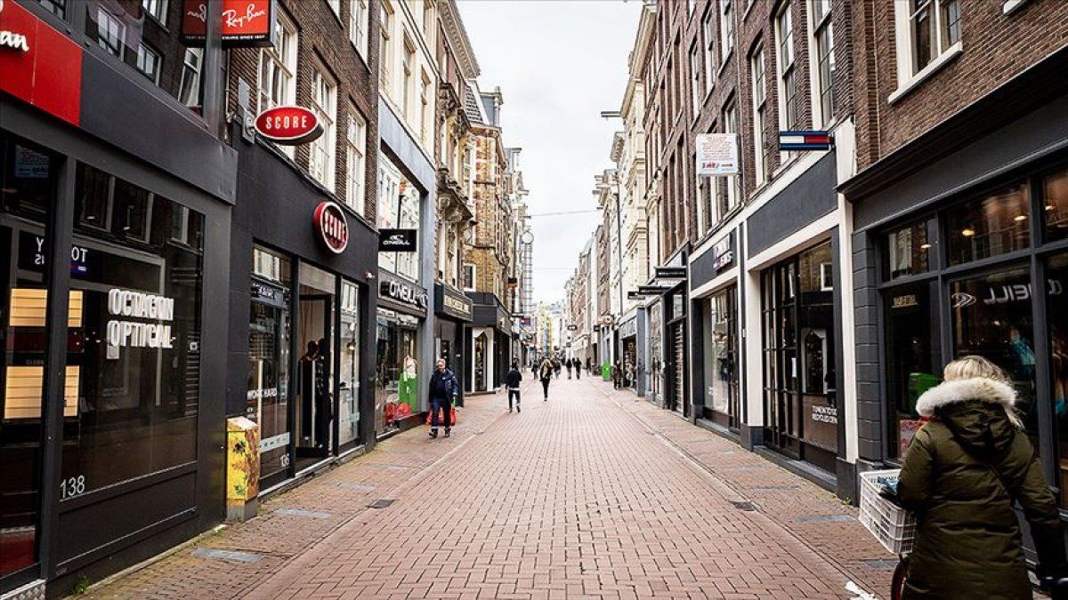 Hollanda'da koronadan ölenlerin sayısı 1173'e yükseldi