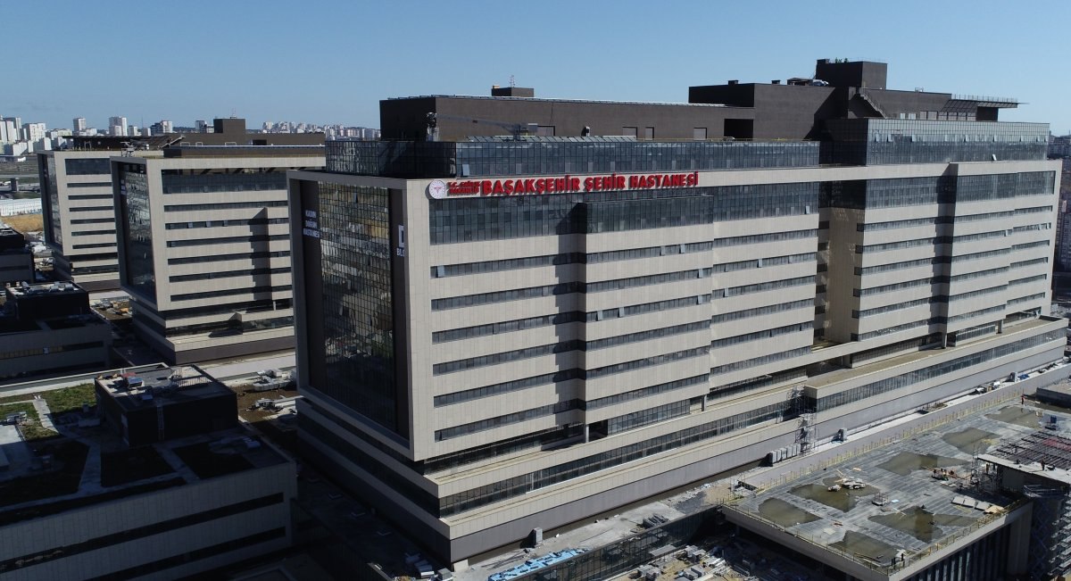 Başakşehir Şehir Hastanesi’nin yolu bitiyor