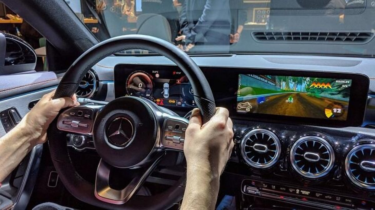 Mercedes'in ilk çeyrek gelirleri dibe vurdu