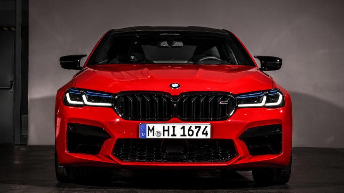 Yeni BMW M5'in görüntüleri ortaya çıktı