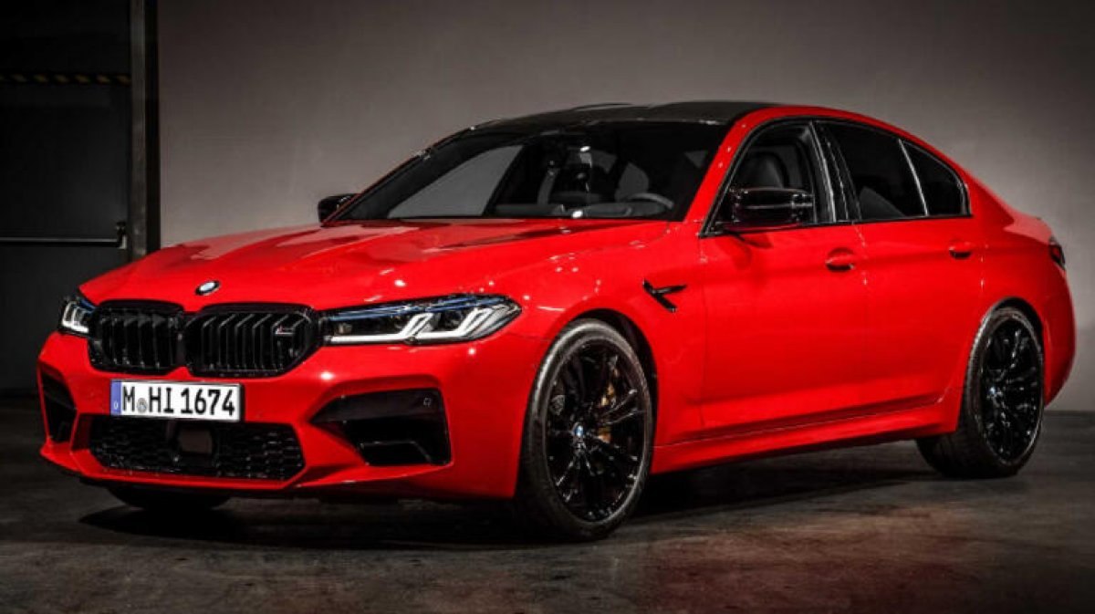 Yeni BMW M5'in görüntüleri ortaya çıktı
