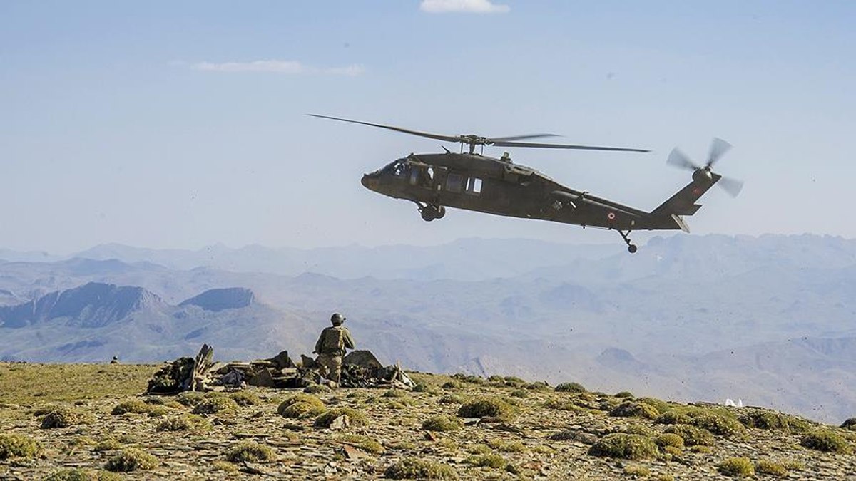 Hakkari kırsalında 1 terörist öldürüldü