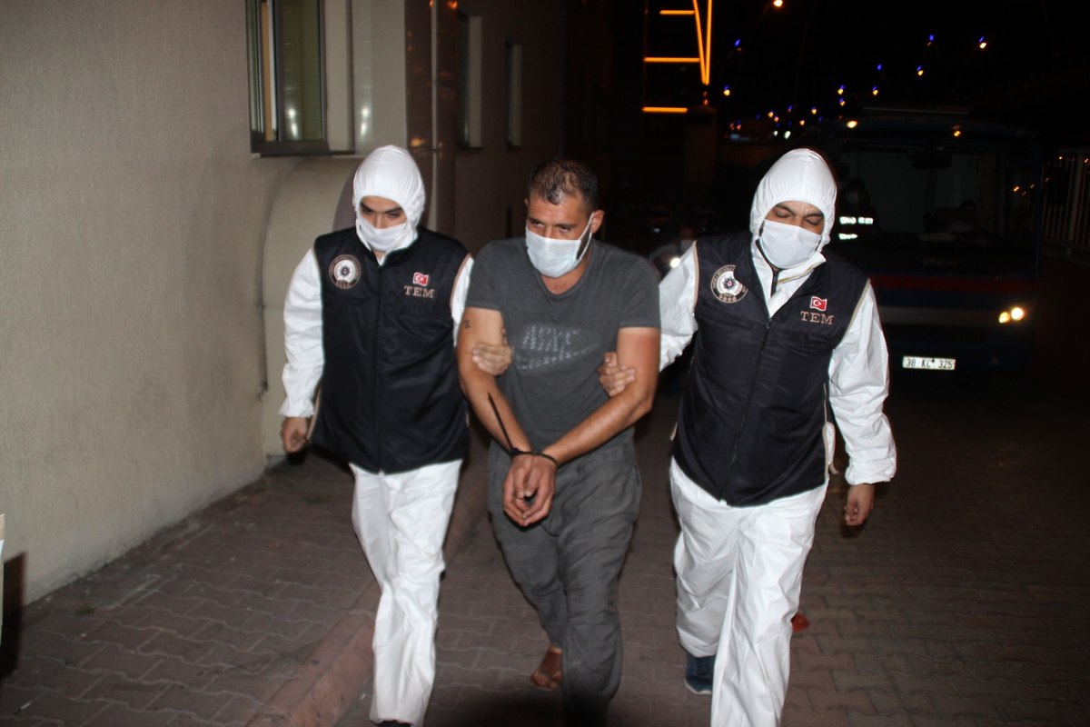 Kayseri'de terör operasyonu: 9 gözaltı