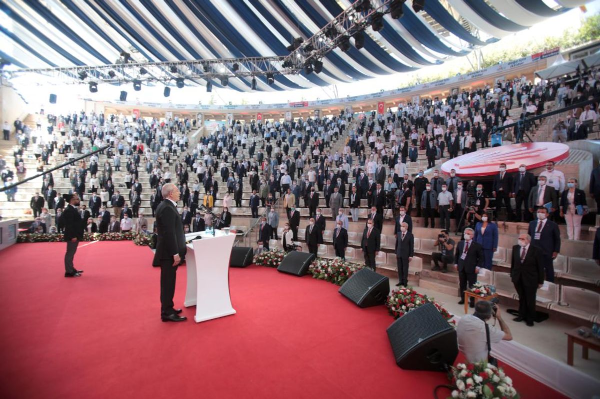 Kılıçdaroğlu'nun 16 kişilik MYK'sı belli oldu