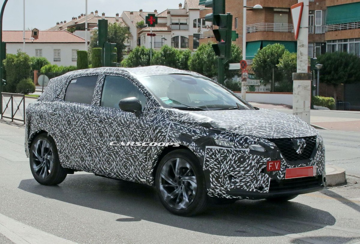 Yeni nesil Nissan Qashqai bir kez daha görüntülendi