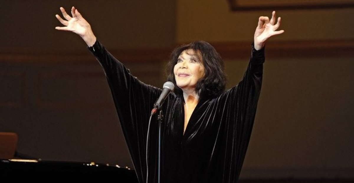 Fransız oyuncu ve şarkıcı Juliette Greco hayatını kaybetti