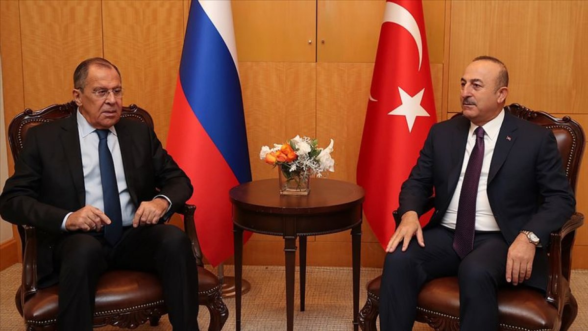Mevlüt Çavuşoğlu, Rusya Dışişleri Bakanı Sergey Lavrov ile görüştü