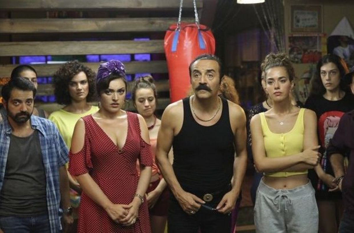 Organize İşler Sazan Sarmalı ne zaman, hangi kanalda? Organize İşler Sazan Sarmalı oyuncu kadrosu