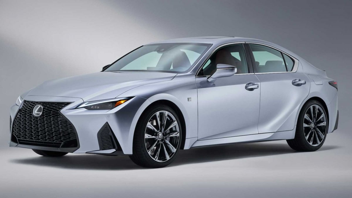 Lexus, 3 modelini Avrupa pazarından çekme kararı aldı