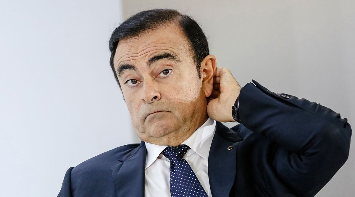 Kaçak eski Nissan CEO'su Carlos Ghosn, Nissan'ı topa tuttu