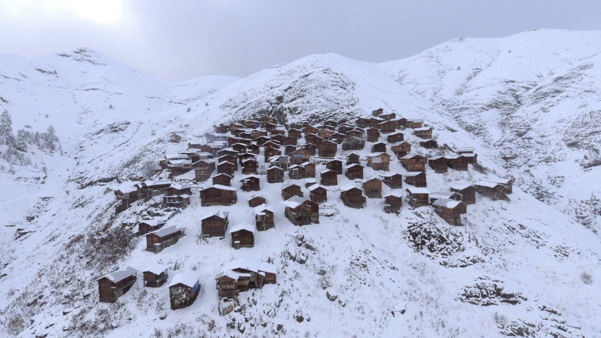 Artvin'de kar manzarası