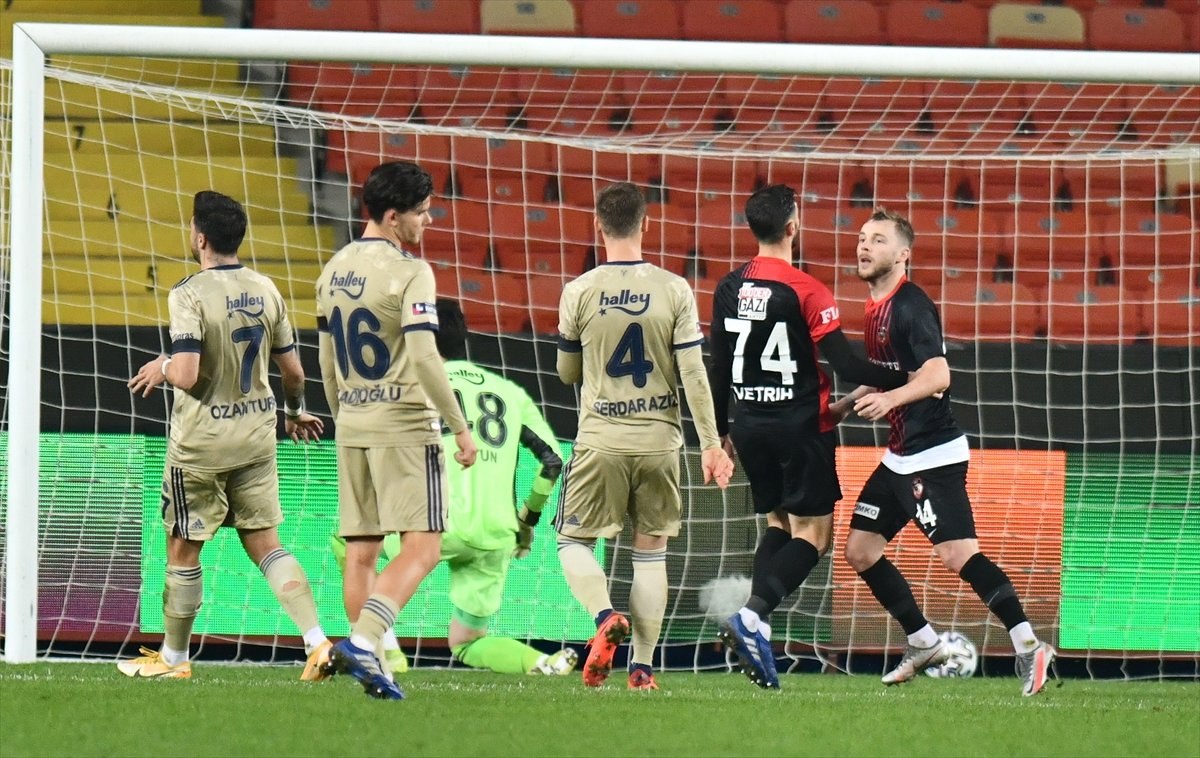 Fenerbahçe, Gaziantep'e de mağlup oldu