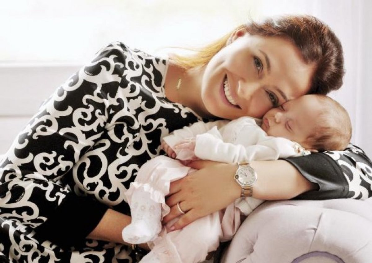Ceyda Düvenci'nin kızı Melisa'nın hastalığı nedir? Serebral Palsi nedir, belirtileri nelerdir?