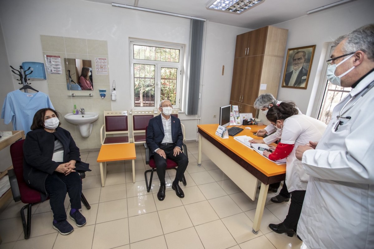 Kemal Kılıçdaroğlu, koronavirüs aşısı oldu