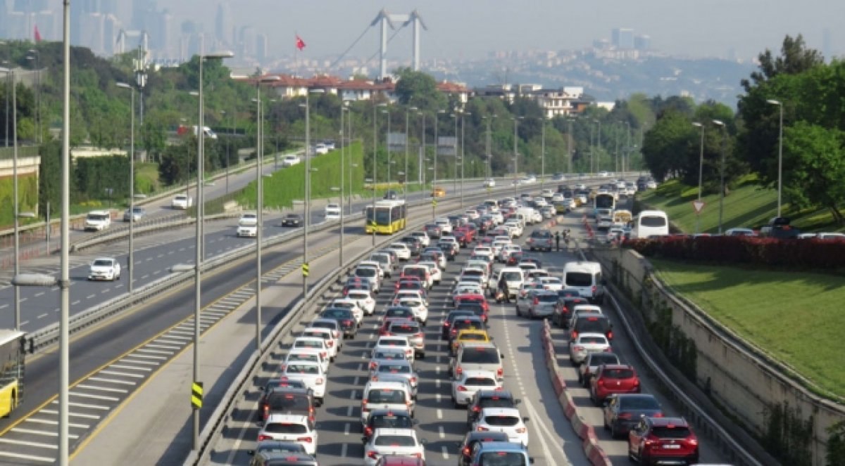 Türkiye'de trafiğe kayıtlı taşıt sayısı 24 milyona çıktı