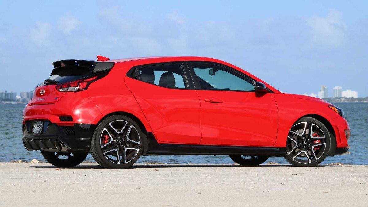 Hyundai Veloster yolun sonuna geldi
