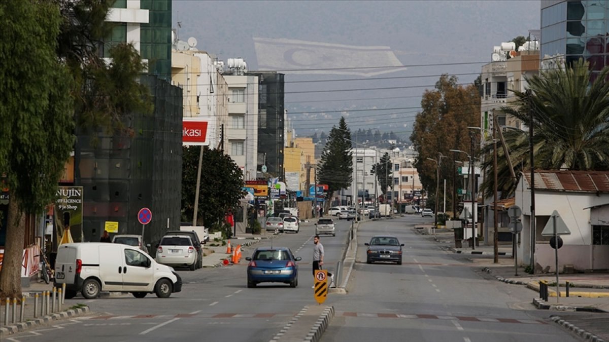 KKTC'de kısmi sokağa çıkma yasağı sıkılaştırıldı