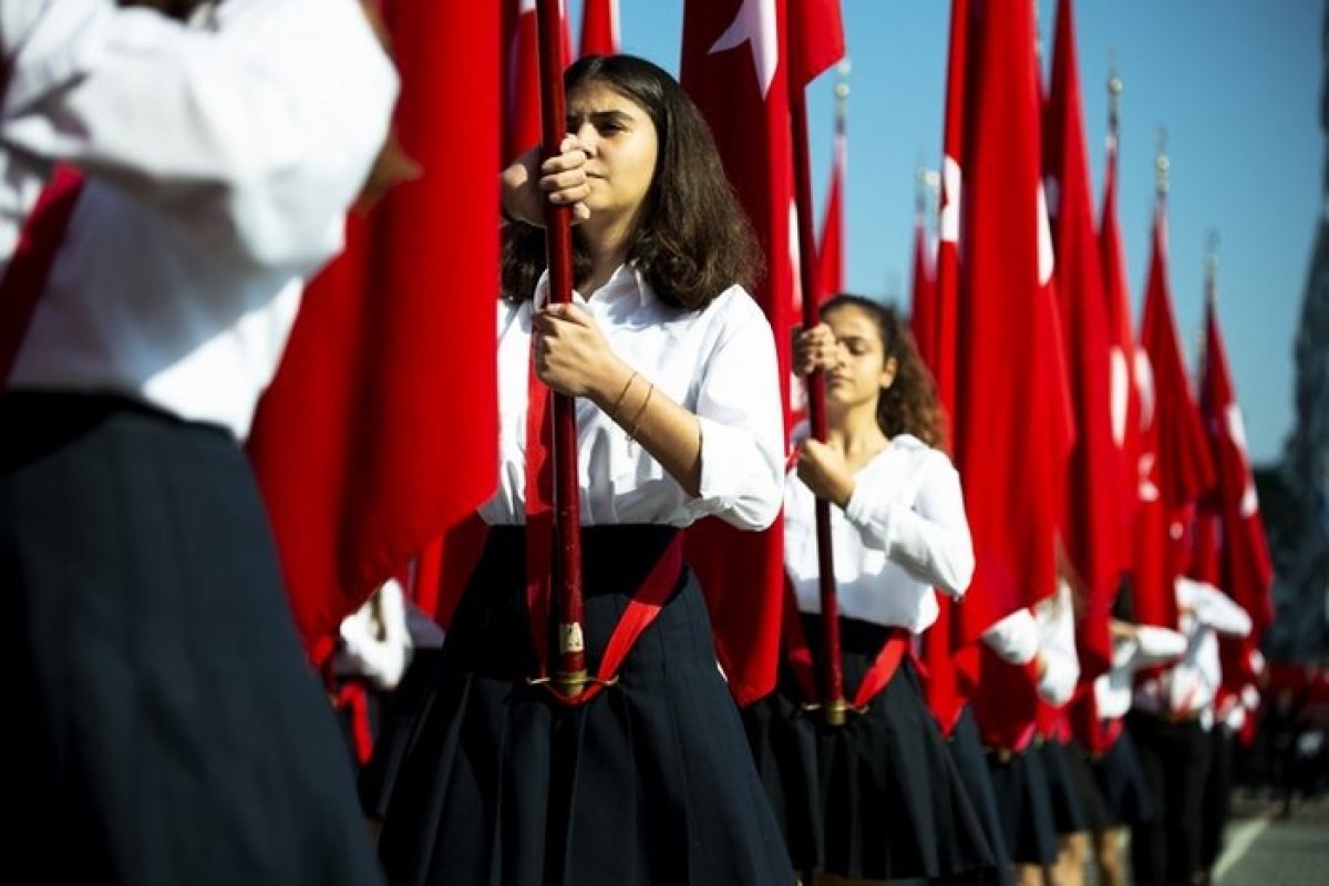 23 Nisan'da kısıtlama olacak mı? 23 Nisan sokağa çıkma yasağı saatleri 2021