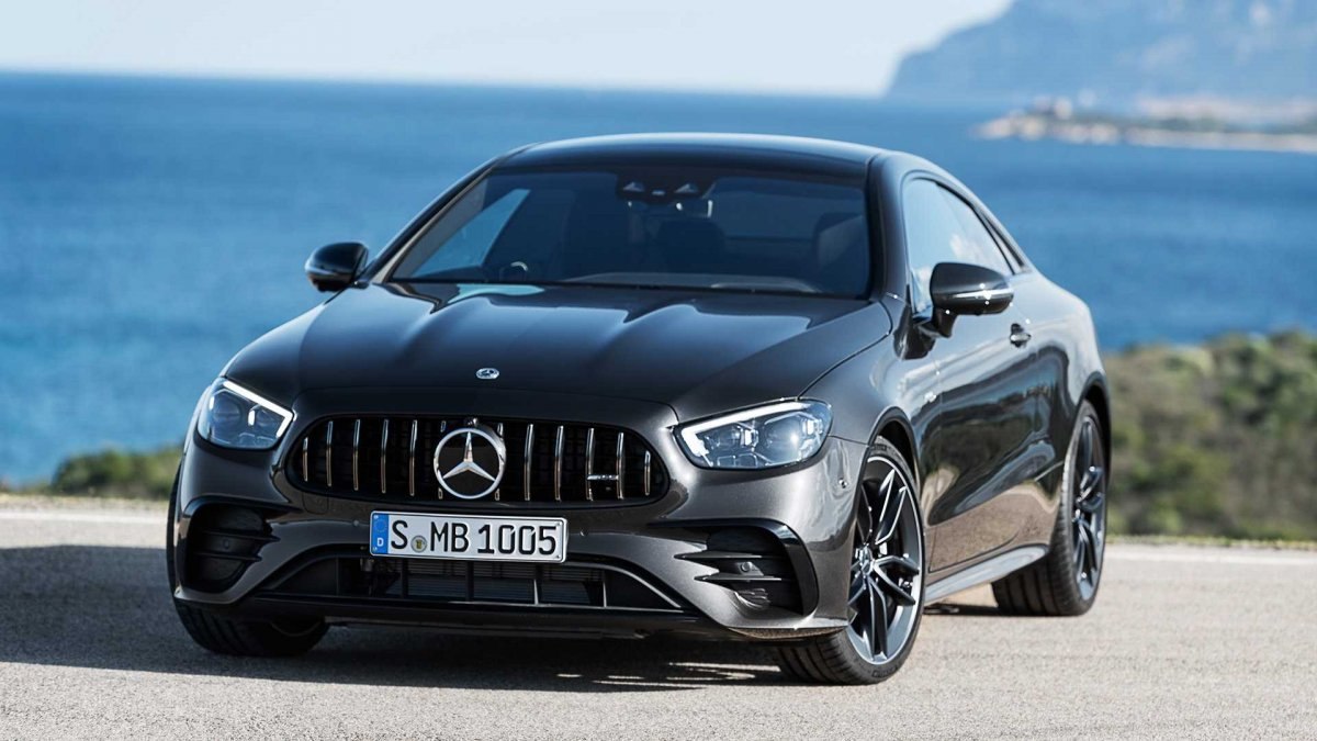 Mercedes, çip krizi nedeniyle Almanya'da üretimi durdurdu