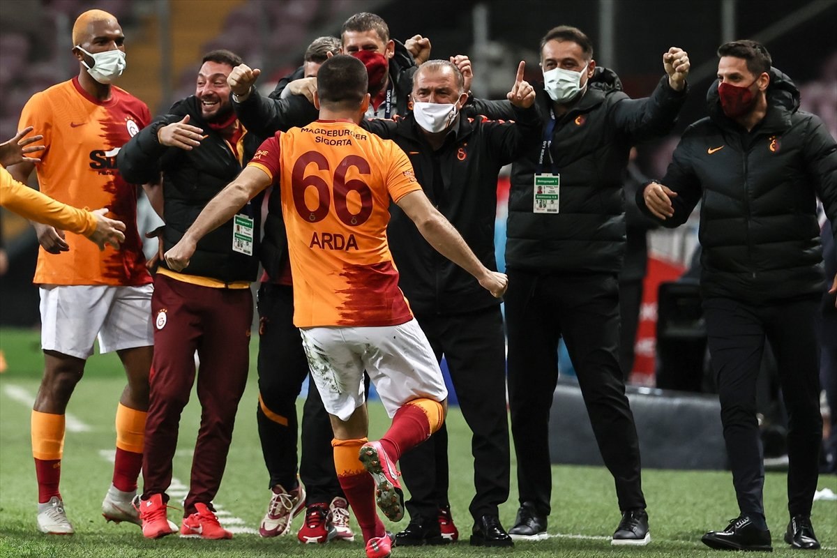 Arda Turan'ın opsiyonu boşa çıktı