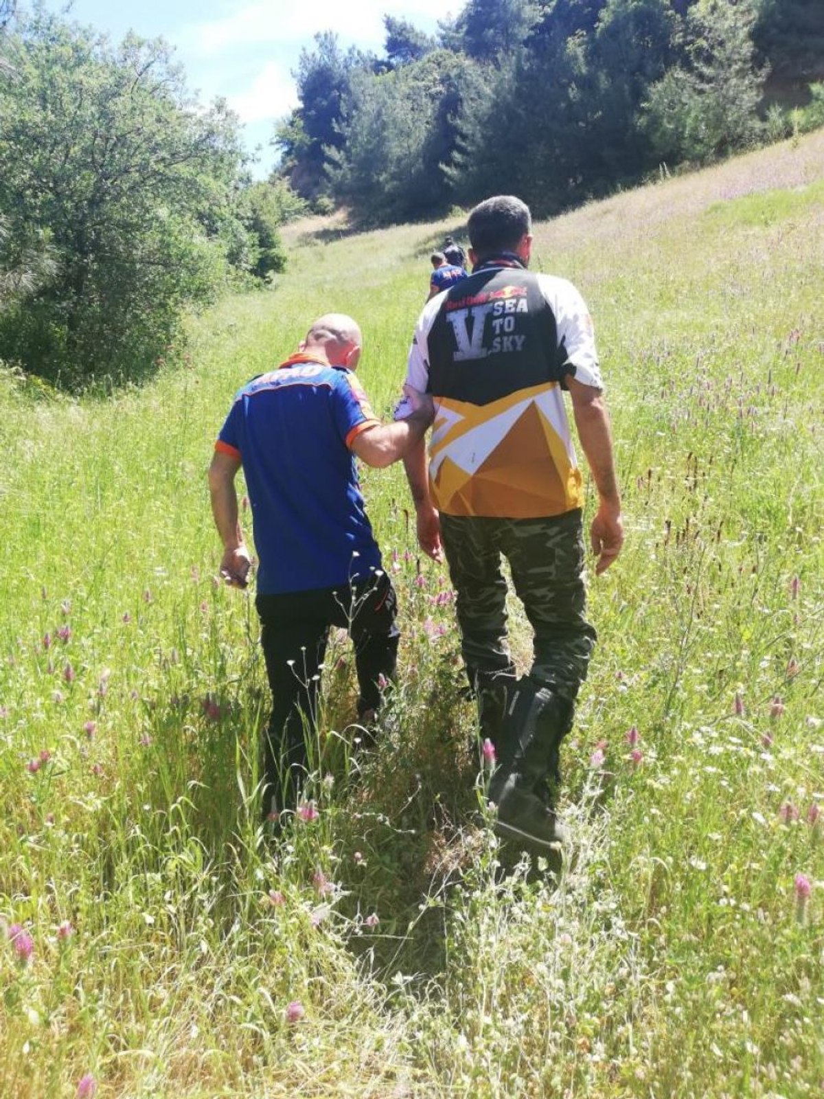 Manisa'da motosikletiyle kaza yaptı, imdadına AFAD yetişti