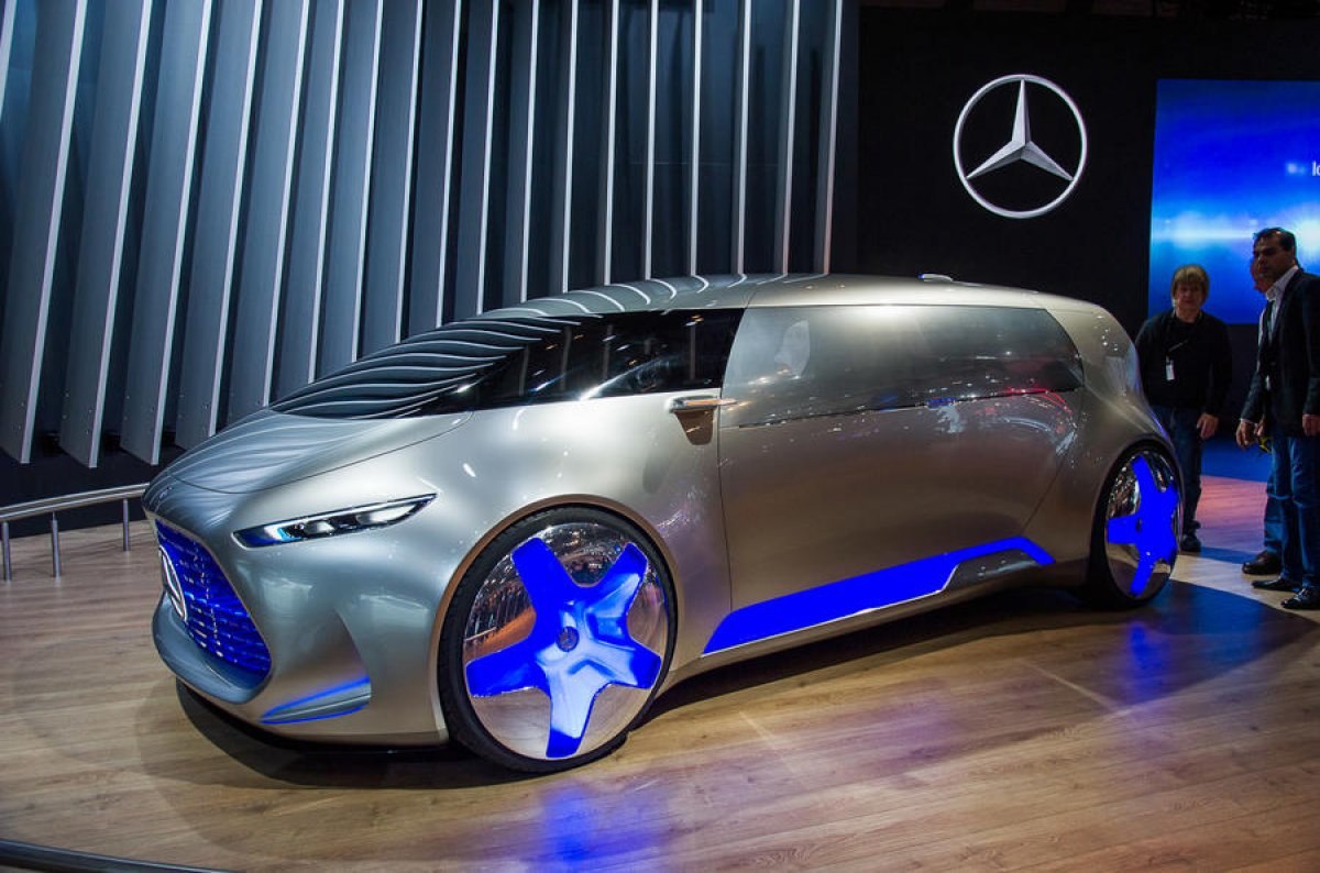 Daimler: Sadece elektrikli araçlara yönelmek riskli