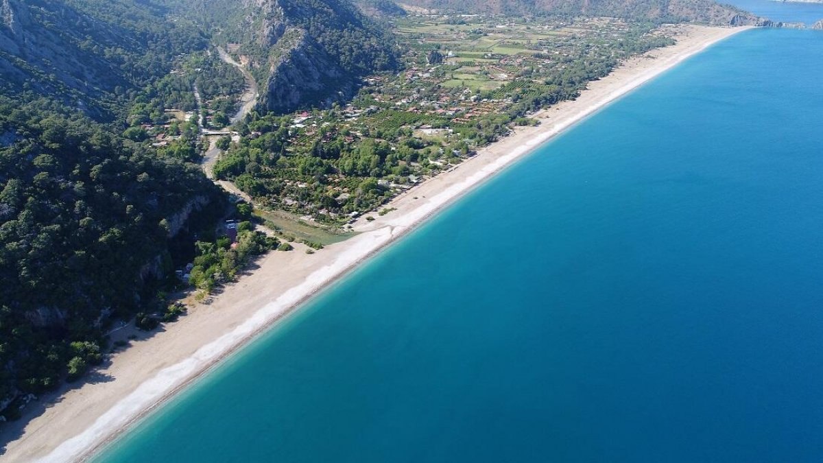 Çevre ve Şehircilik Bakanlığı, Patara'dan kum çalınmadığını duyurdu