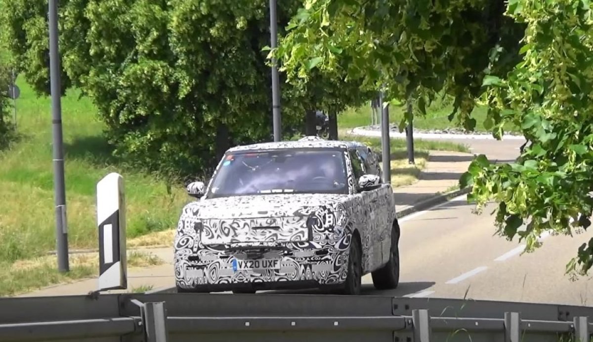 Yeni nesil Range Rover, Almanya'da görüntülendi